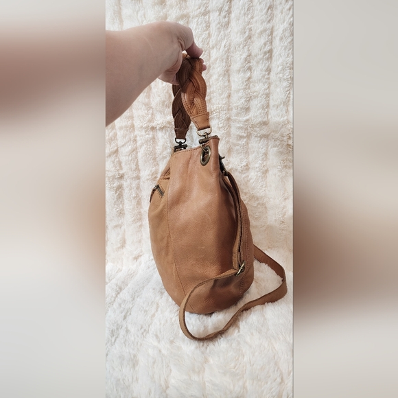 Sold - Picture 2 of 5